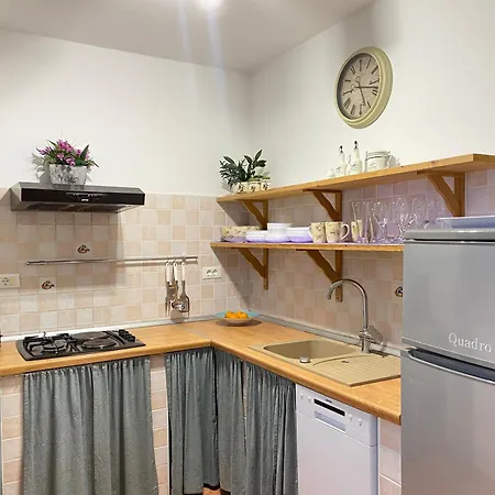 Apartment Sanja Sveti Servul *