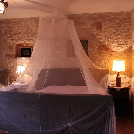 Sanja Sveti Servul * Novigrad (Istria)