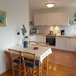 Daire Sanja Sveti Servul